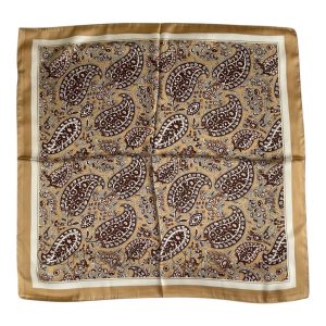 Foulard bandana carré 70 cachemire beige satin soie toucher soie