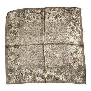 Carré foulard 70cm bandana satin soyeux motif fleurs chic minimaliste