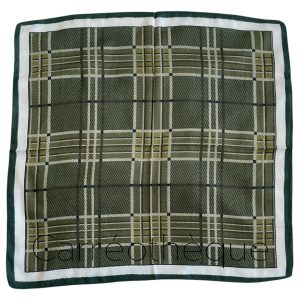 Foulard carré 70x70cm tweed toucher cachemire doux et confortable carreaux tartan écossais vert