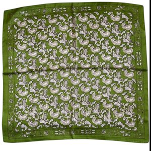 Foulard carré bandana 70x70cm satin soyeux motif cachemire vert kaki lime