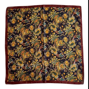 Foulard carré bandana 70x70cm satin soyeux motif cachemire multicolore fond marine tour bordeaux