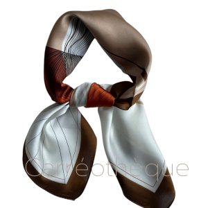 Foulard carré 70x70cm satin soyeux bandana effet soie motif abstrait géométrique marron