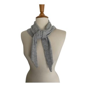 Châle écharpe triangle laine gris clair