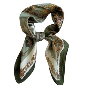 Foulard carré 70x70cm satin soie artificielle motif brides équestres vert